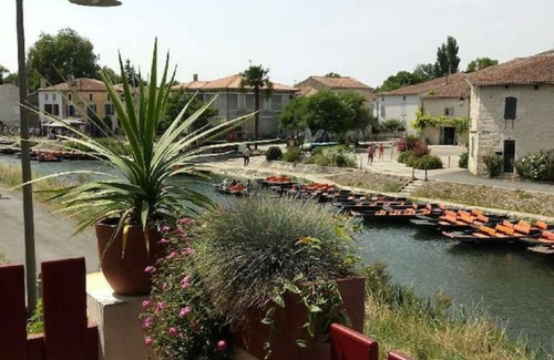 Coulon Cottage | CHARMING GITE IN THE MARAIS POITEVIN