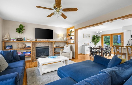 East Harwich House | Charming Harwich Home—Relax & Explore Cape Cod