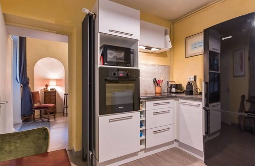 Vesoul Apartment | Charming historic apartment in Vesoul with WIFI and parking