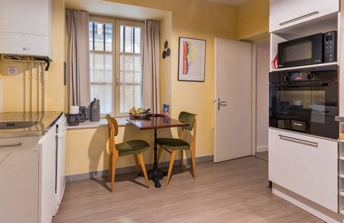 Vesoul Apartment | Charming historic apartment in Vesoul with WIFI and parking
