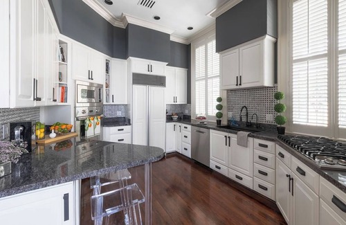 French Quarter House | Charming Historical 2-bedroom house with WiFi and AC in awesome New Orleans