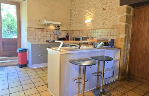 Saint-Andre-dAllas Cottage | Charming house near Sarlat with fireplace and Wifi