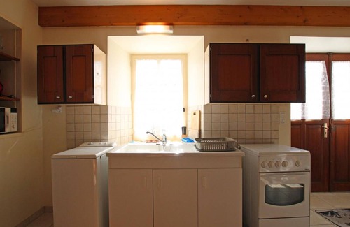 Annoville Cottage | Charming holiday home in Annoville, near beaches