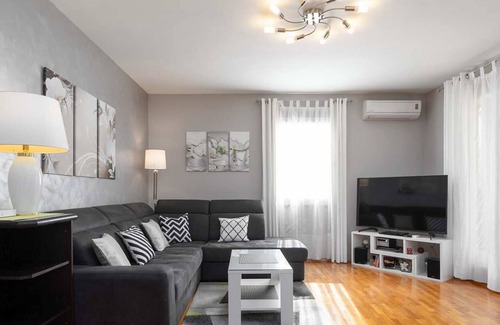 Murine House | Charming holiday home only 3 km from Umag