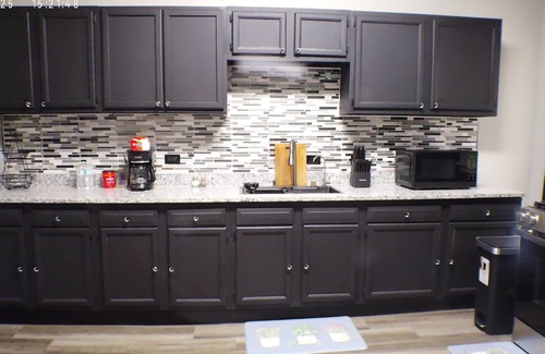 Louisville House | Charming Home Away in Louisville