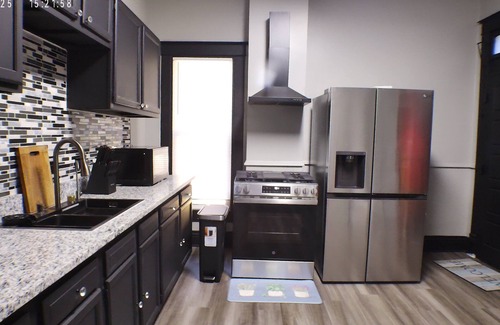 Louisville House | Charming Home Away in Louisville