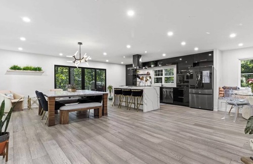 West Hyattsville House | Charming Home in Great Area