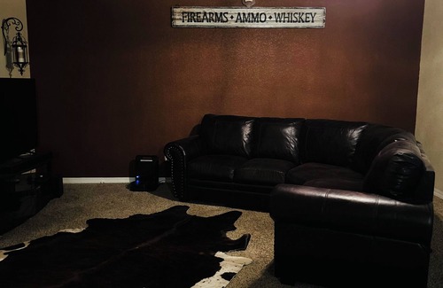 Colorado Springs House | Charming home with full basement rental. Shared common space with host.