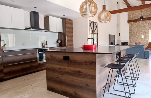 Uchaud Other | Charming house - 350 m² - Farriery - Nîmes