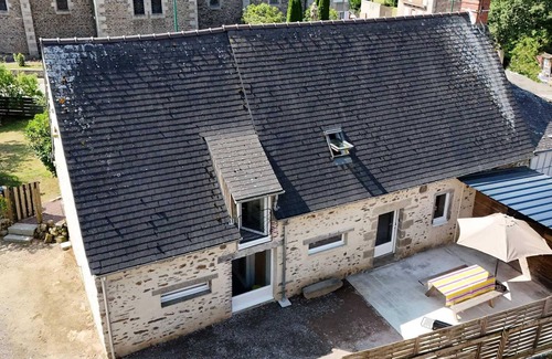 Rouperroux Cottage | Charming house in Rouperroux with garden and WIFI