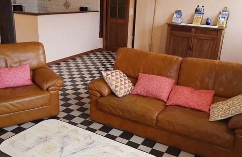 Neuvy Cottage | Charming house near Chambord - 3 bedrooms, fireplace, garden