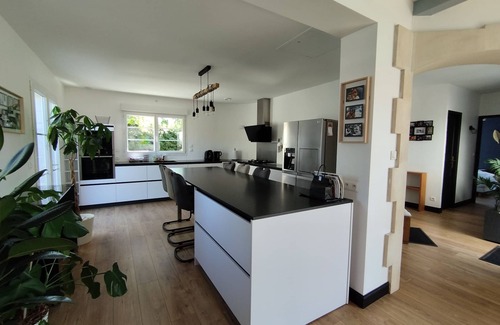 Lagord House | Charming house, private pool, 6 people, 5km La Rochelle Ile de Re