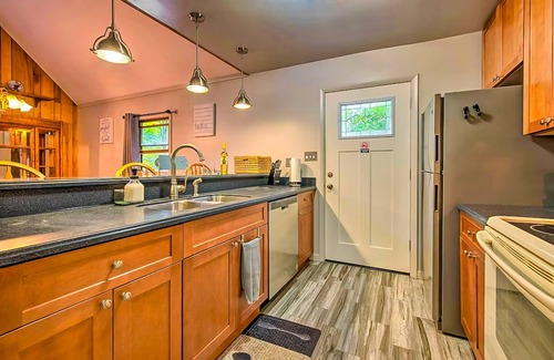 White Haven House | Charming house with private indoor hot tub, deck & firepit - golfers welcome