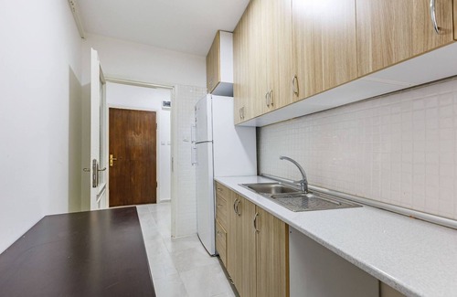 Rasimpasa Apartment | Charming Kadıköy Apartment with City Views