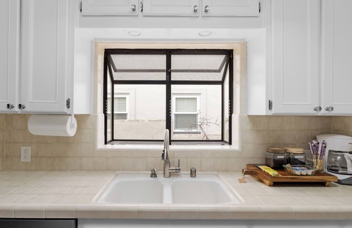 Kensington House | Charming Kensington Retreat Near Balboa Park & Downtown
