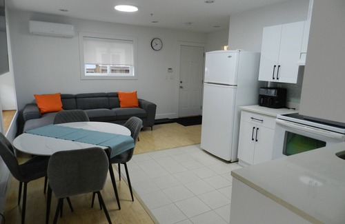 Renfrew-Collingwood House | Charming laneway house in Vancouver