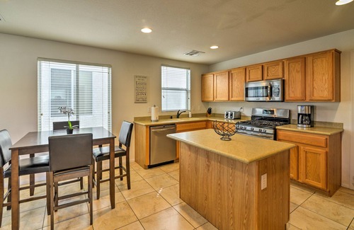 Centennial Hills House | Charming Las Vegas Home by Golf Courses & Casinos!