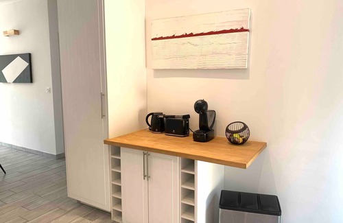 Le Verdon-sur-Mer Villa | Charming Le Verdon-sur-Mer Villa with Private Pool and Garden