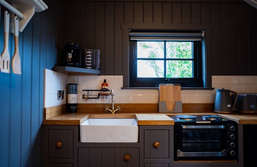 Limavady Cabin | Charming Lodge in Limavady