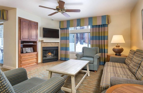 Round Hill Village Resort | Charming Lodge-Style Resort with Something to do in Every Season!