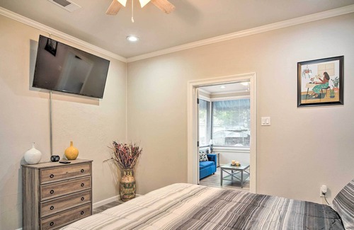 New Roads House | Charming Louisiana Home: Walk to Shops & More