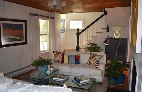 North Falmouth House | Charming Megansett Classic walk to beach