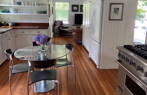 North Falmouth House | Charming Megansett Classic walk to beach