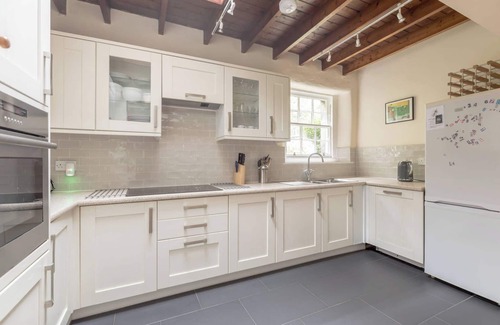 New Town House | Charming Mews House In Edinburgh City Centre With Integral Garage