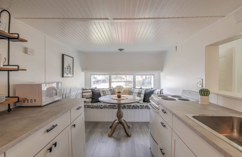 Walnut Grove House | Charming Mexico-inspired Casita located at a Waterfront Resort