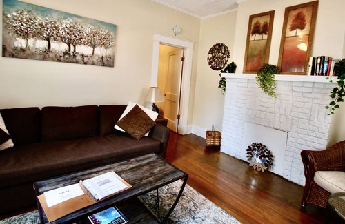 Lenox House | Charming Midtown duplex