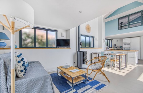 Vendays-Montalivet House | Charming Modern Loft with Garden in the Heart of Vendays-Montalivet