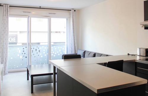 Pantin Apartment | Charming modern 2-room apartment near Paris