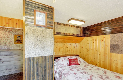 Mullan House | Charming Mullan Home - 6 Mi to Lookout Pass!