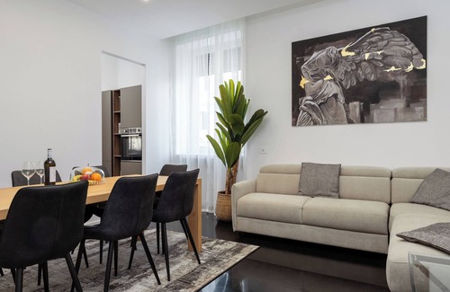 Quartiere III Pinciano Apartment | CHARMING NEW APT PIAZZA DEL POPOLO, V. Borghese, 180 m2, 4 bedr, 4 bathr, 8 sl.