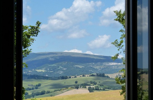 Pergola Apartment | Charming, newly renovated country house in the Marche