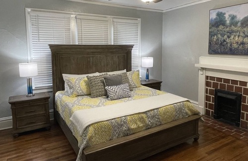 Olde Town Augusta House | Charming Olde Town Cozy Home with Modern Amenities