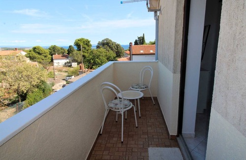 Stinjan Apartment | Charming One-Bedroom Apartment for Two