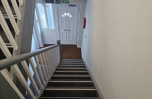 Telford Apartment | Charming Oxford Apartment in Telford - Flat 2
