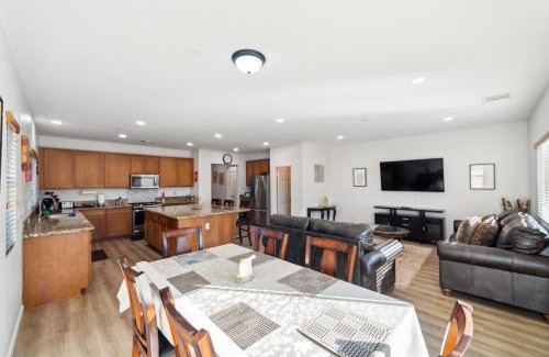 Beaumont House | Charming Pet-Friendly Getaway in Sunny Beaumont home