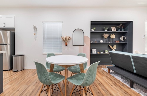 Downtown Riverside House | Charming Pet Friendly 3-BR Home in Downtown Riverside, Perfect for Monthly Stays