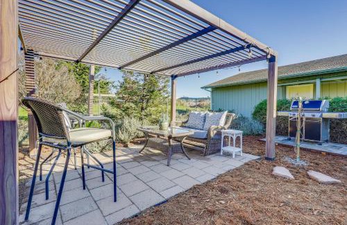 Petaluma House | Charming Petaluma Cottage with Grill Near Wineries