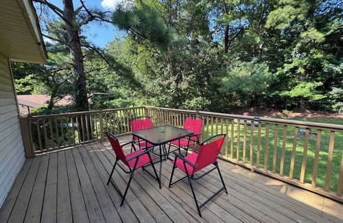 Pine Forest House | Charming Pine Forest Zen Cottage - 10 min to Fort Bragg