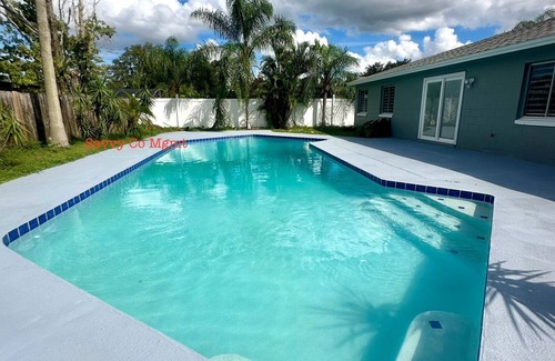 Orlando House | Charming private bedroom, shared bathroom in East Orlando