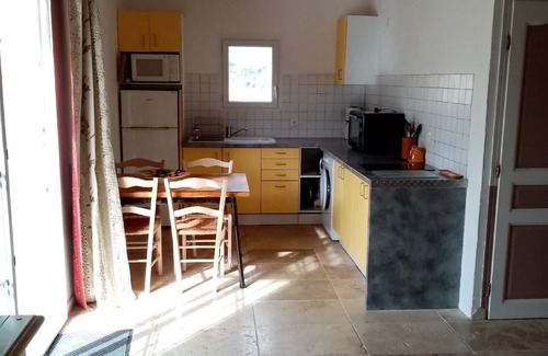 Villars House | Charming Provencal gîte in the countryside with swimming pool