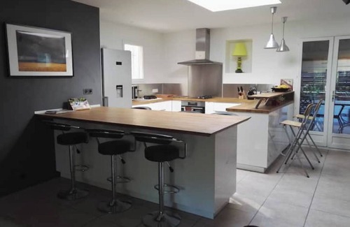 Meyrargues House | CHARMING PROVENCAL HOUSE