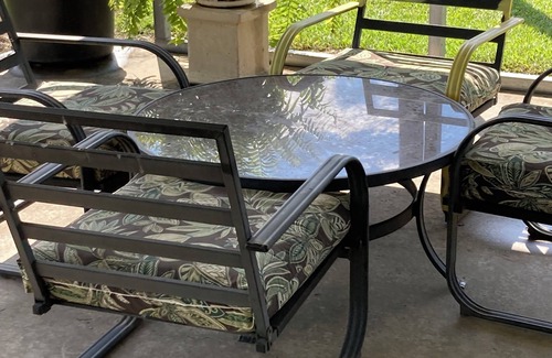 Chatawa House | Charming ranch style 3-bedroom house with a view