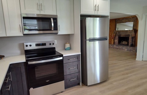 Sebastian Highlands Cottage | CHARMING & RENOVATED 2-bedroom cottage in Beautiful Sebastian! Bring your Boat!