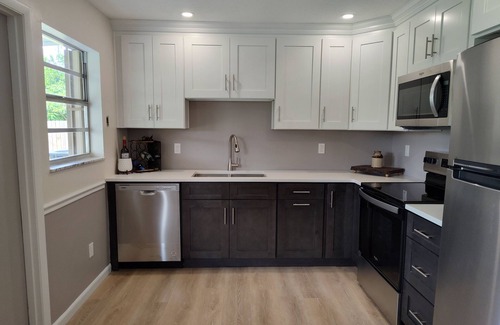 Sebastian Highlands Cottage | CHARMING & RENOVATED 2-bedroom cottage in Beautiful Sebastian! Bring your Boat!