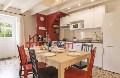 Donges Cottage | Charming Renovated Breton Cottage with Garden near Beaches and Tourist Spots