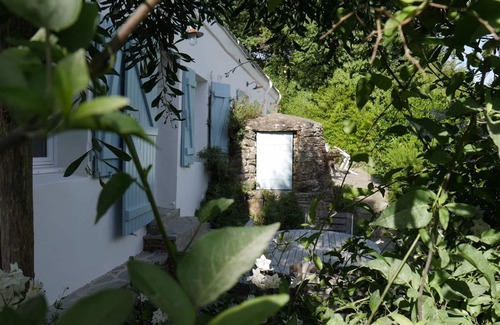 Locmaria House | Charming Renovated House 800m from Beach with Terrace, Wifi, and Quality Decor